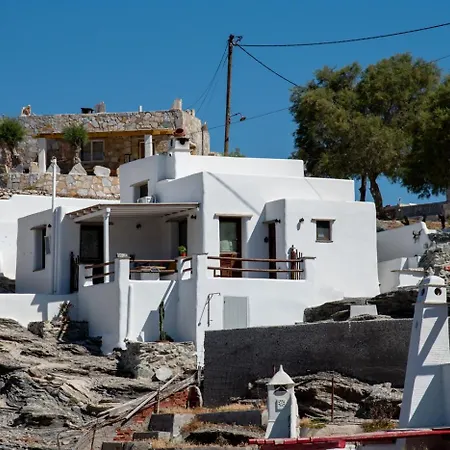 Aegean Whisper Koumelas * Mamádhos